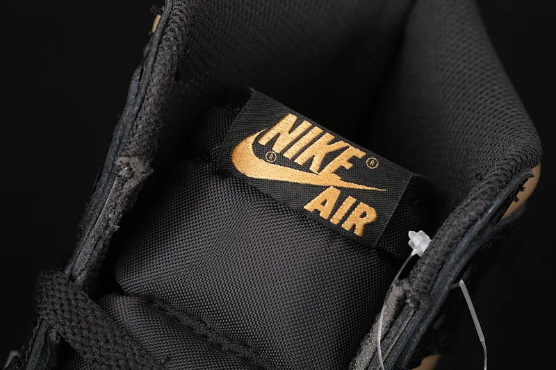 All categories Air Jordan Jordan series basketball shoes Air Jordan 1 High pure original version Air Jordan 1 High OG "Metallic Gold" AJ1 Joe 1 black gold patent leather 555088-032